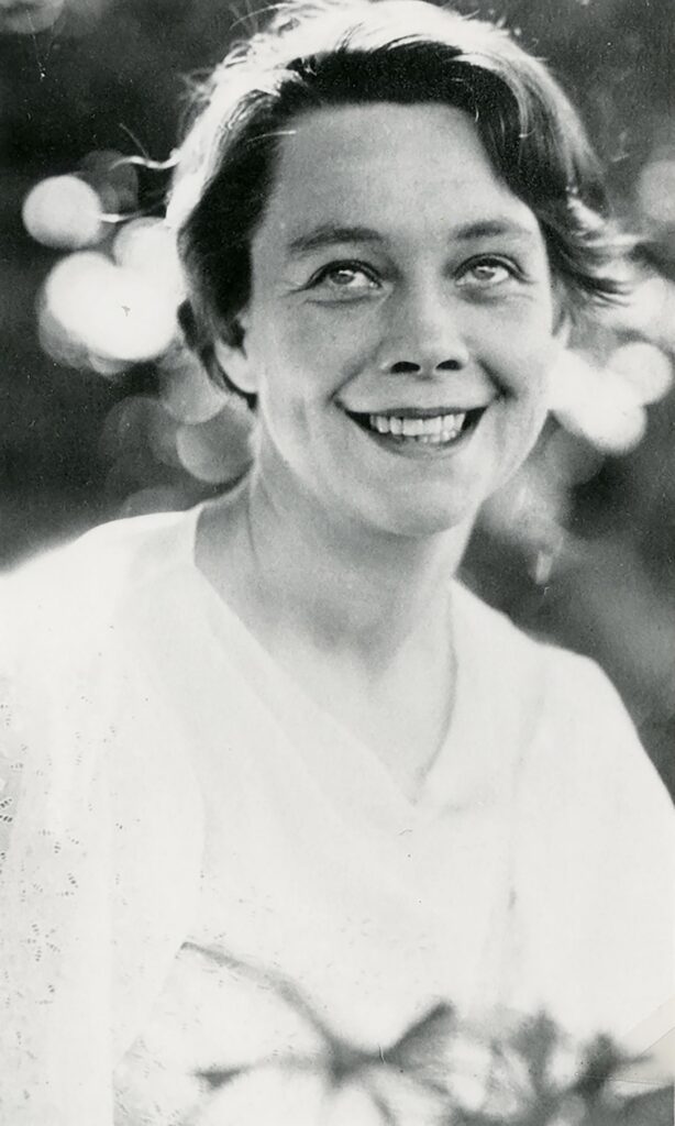 Photographie en noir et blanc de l'artiste Pegi Nicol